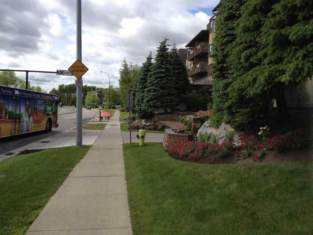 MLS® A2215203 - Unit #407 3719C 49 Street NW in Varsity Calgary, Residential