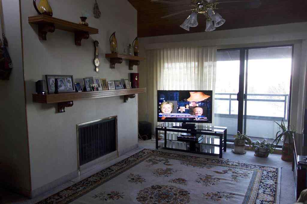 MLS® A2215203 - Unit #407 3719C 49 Street NW in Varsity Calgary, Residential