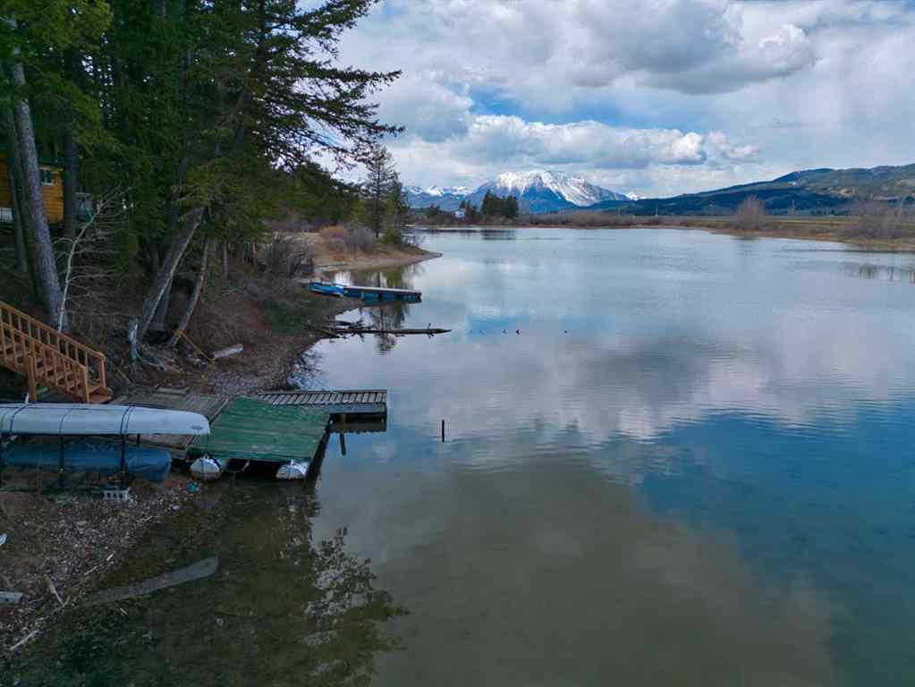 MLS® A2215237 - 12 Lee Lake Road   in NONE Rural Pincher Creek No. 9, M.D. of, Residential