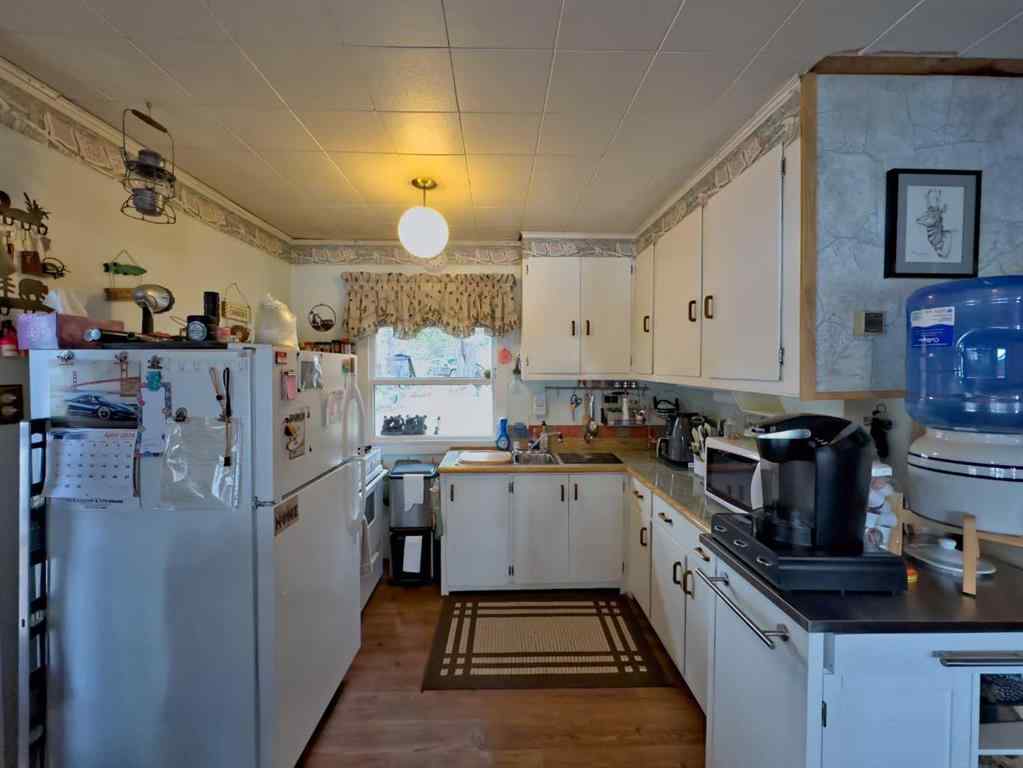 MLS® A2215237 - 12 Lee Lake Road   in NONE Rural Pincher Creek No. 9, M.D. of, Residential
