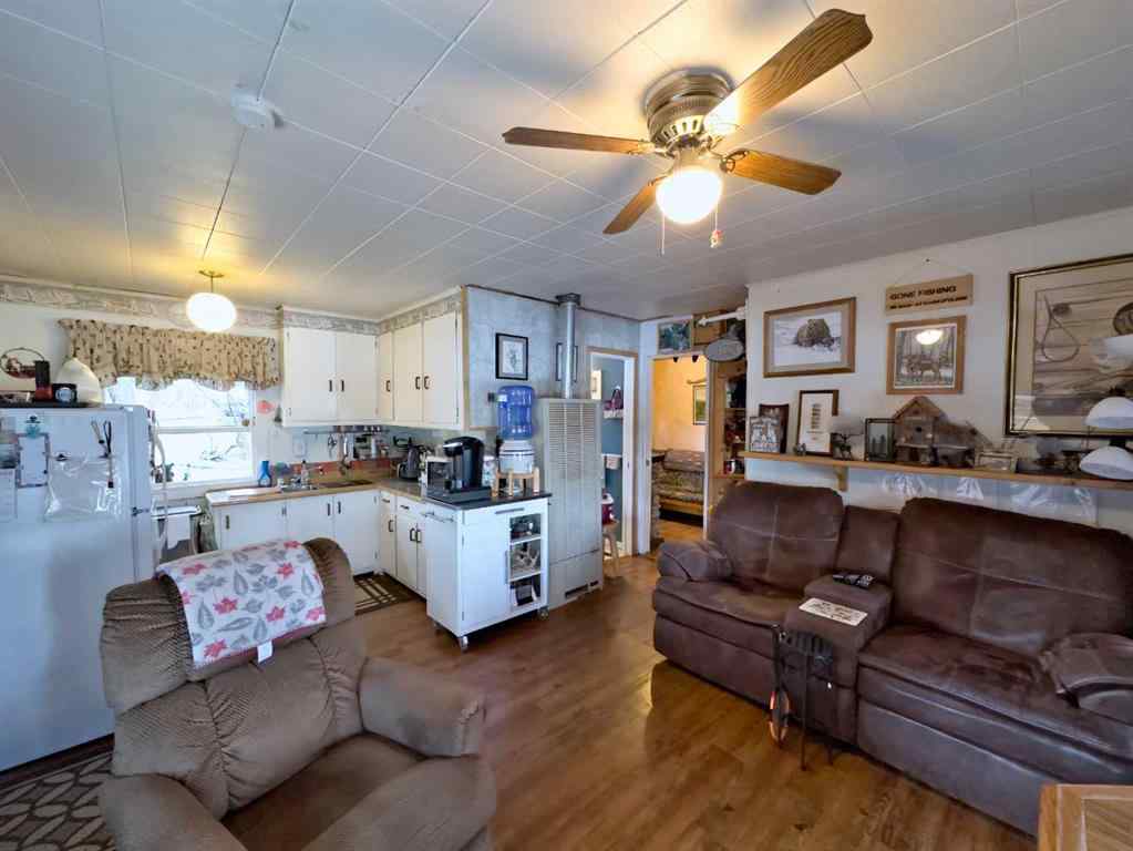 MLS® A2215237 - 12 Lee Lake Road   in NONE Rural Pincher Creek No. 9, M.D. of, Residential