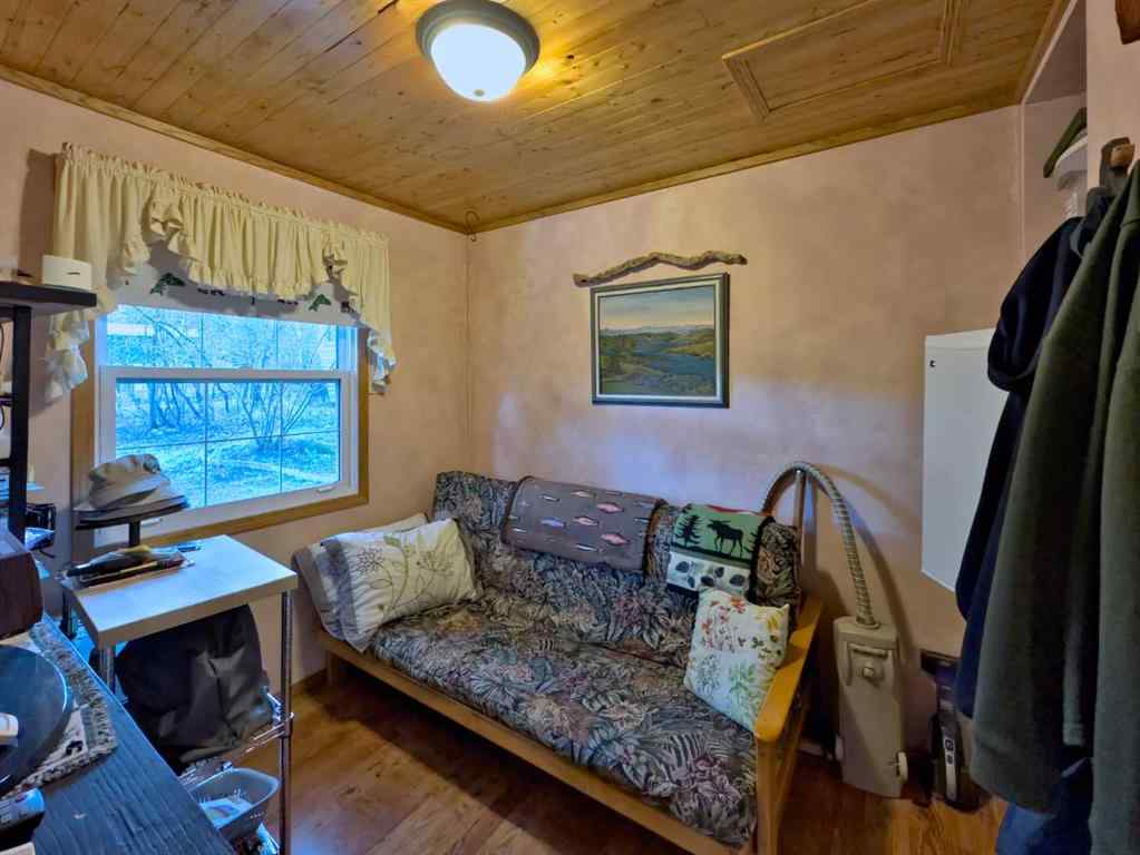 MLS® A2215237 - 12 Lee Lake Road   in NONE Rural Pincher Creek No. 9, M.D. of, Residential