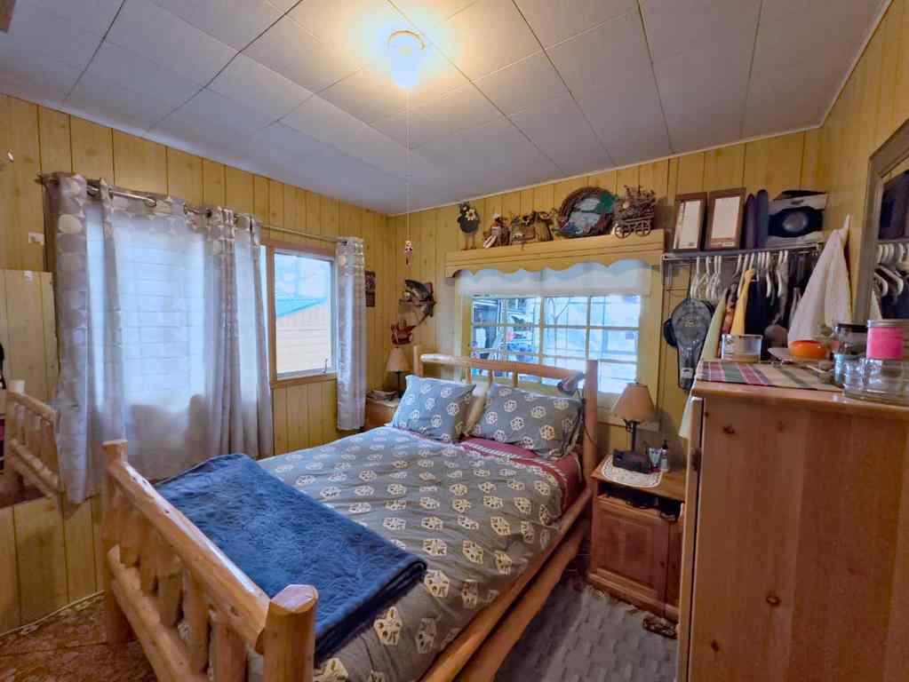 MLS® A2215237 - 12 Lee Lake Road   in NONE Rural Pincher Creek No. 9, M.D. of, Residential