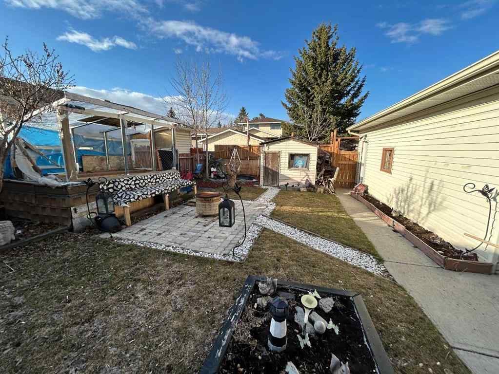 MLS® A2215245 - 636 Whiteridge Road NE in Whitehorn Calgary, Residential