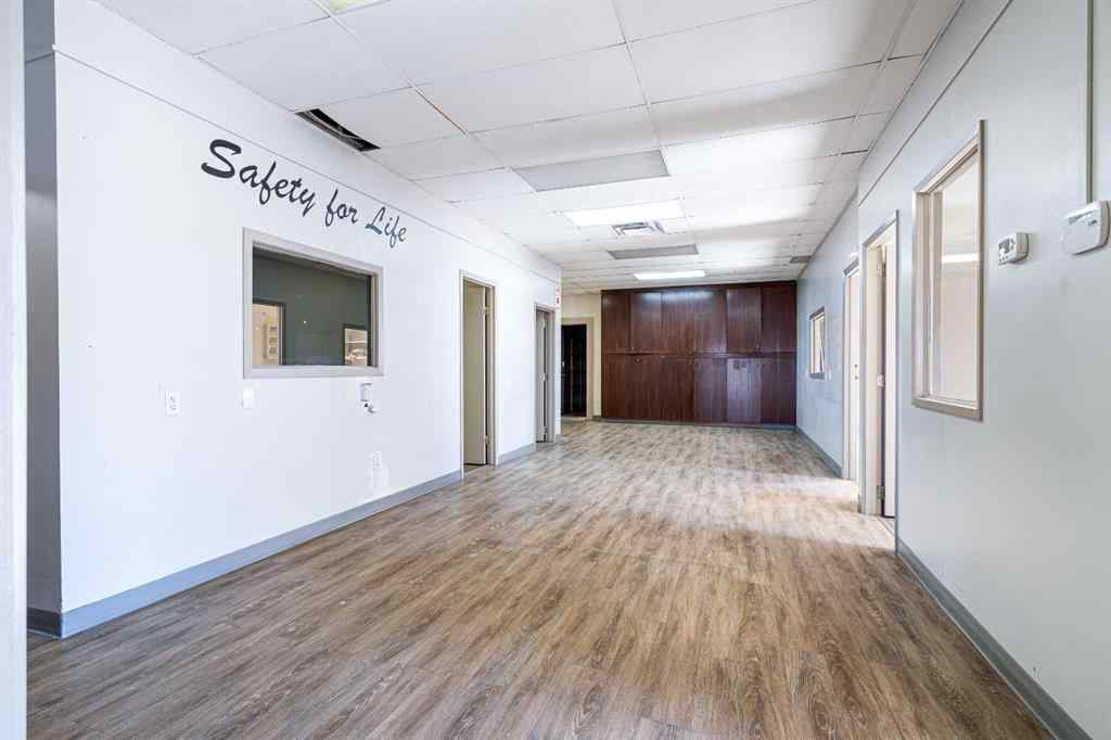 MLS® A2215258 - Unit #Unit 3 4720 50 Street  in East Lloydminster Lloydminster, Commercial