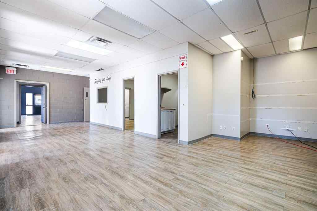 MLS® A2215258 - Unit #Unit 3 4720 50 Street  in East Lloydminster Lloydminster, Commercial