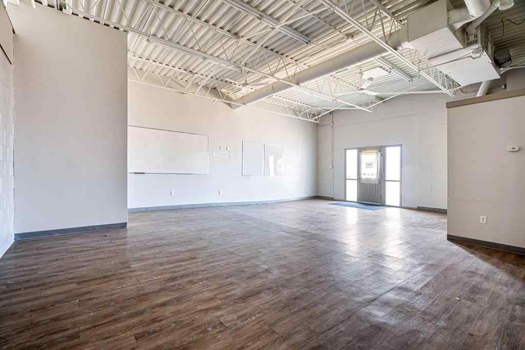 MLS® A2215258 - Unit #Unit 3 4720 50 Street  in East Lloydminster Lloydminster, Commercial