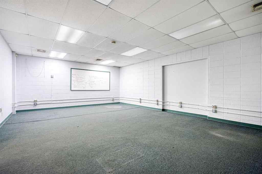 MLS® A2215258 - Unit #Unit 3 4720 50 Street  in East Lloydminster Lloydminster, Commercial