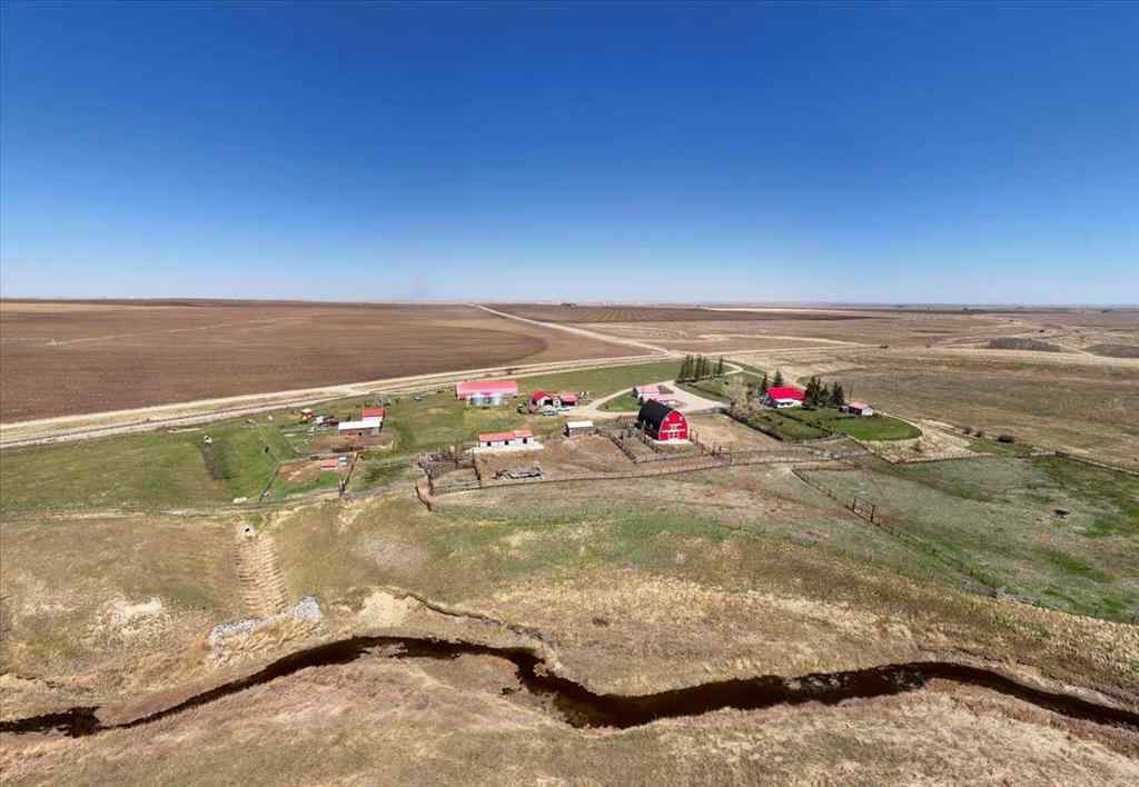 MLS® A2215307 - 204050 RR 245   in NONE Rural Vulcan County, Residential
