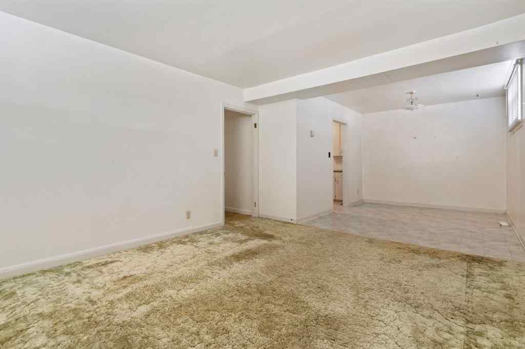 MLS® A2215344 - 5402 47 Avenue  in Mount Pleasant Camrose, Multi-Family