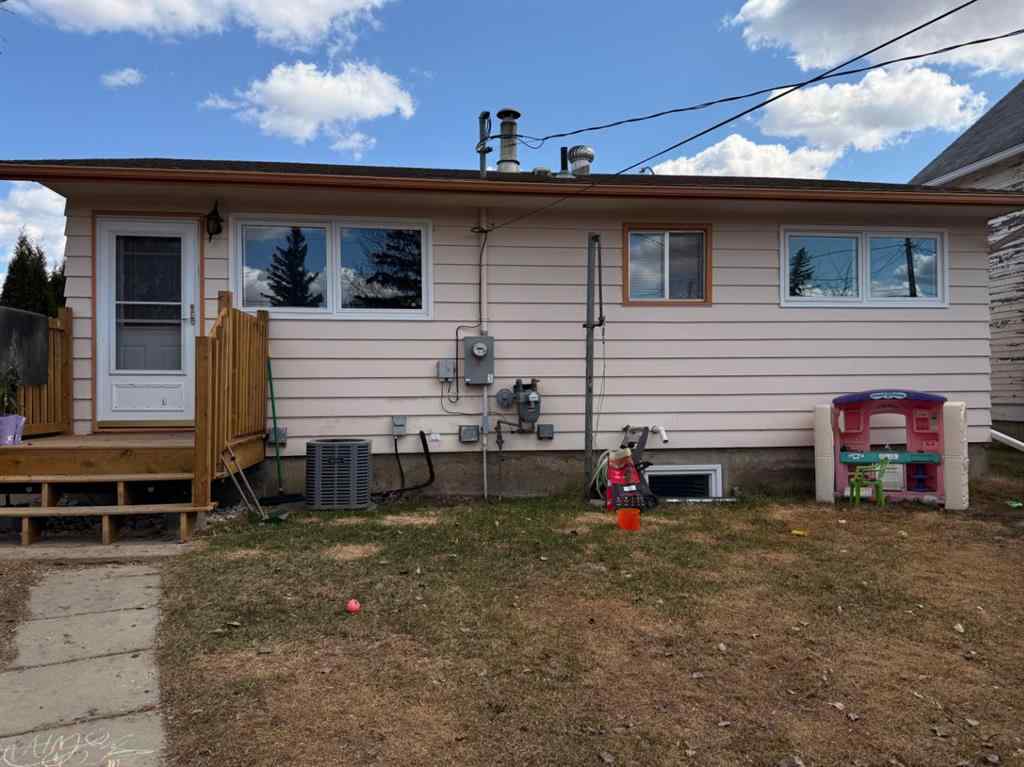 MLS® A2215357 - 122 Main Street  in NONE Lashburn, Residential