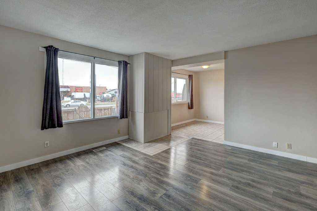 MLS® A2215361 - Unit #1 519 64 Street NE in Thorncliffe Calgary, Residential