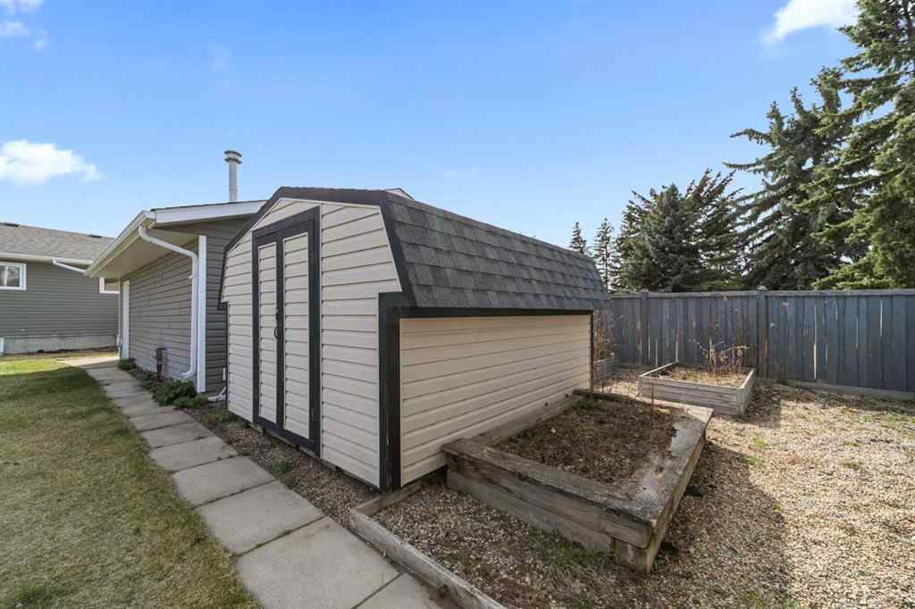 MLS® A2215396 - 4 Meadowlark Drive   in Sedgewick Sedgewick, Residential