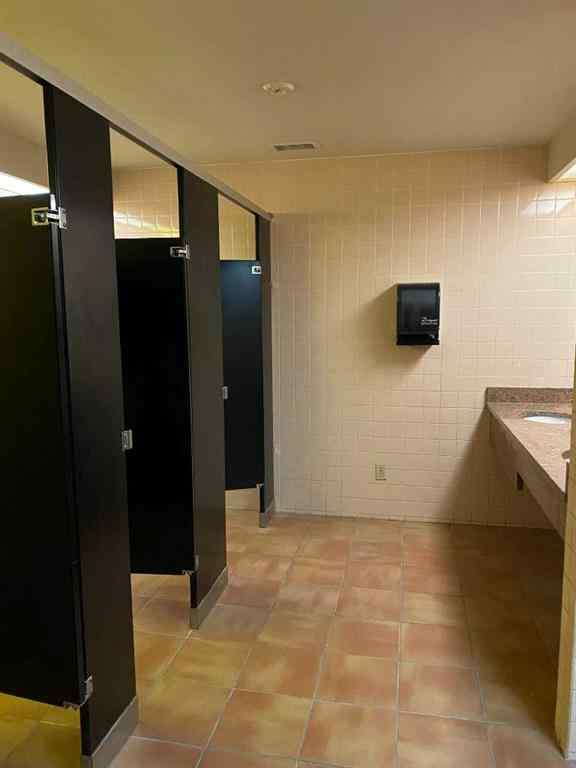 MLS® A2215461 - 1315 Freebairn Avenue  in NONE Pincher Creek, Commercial