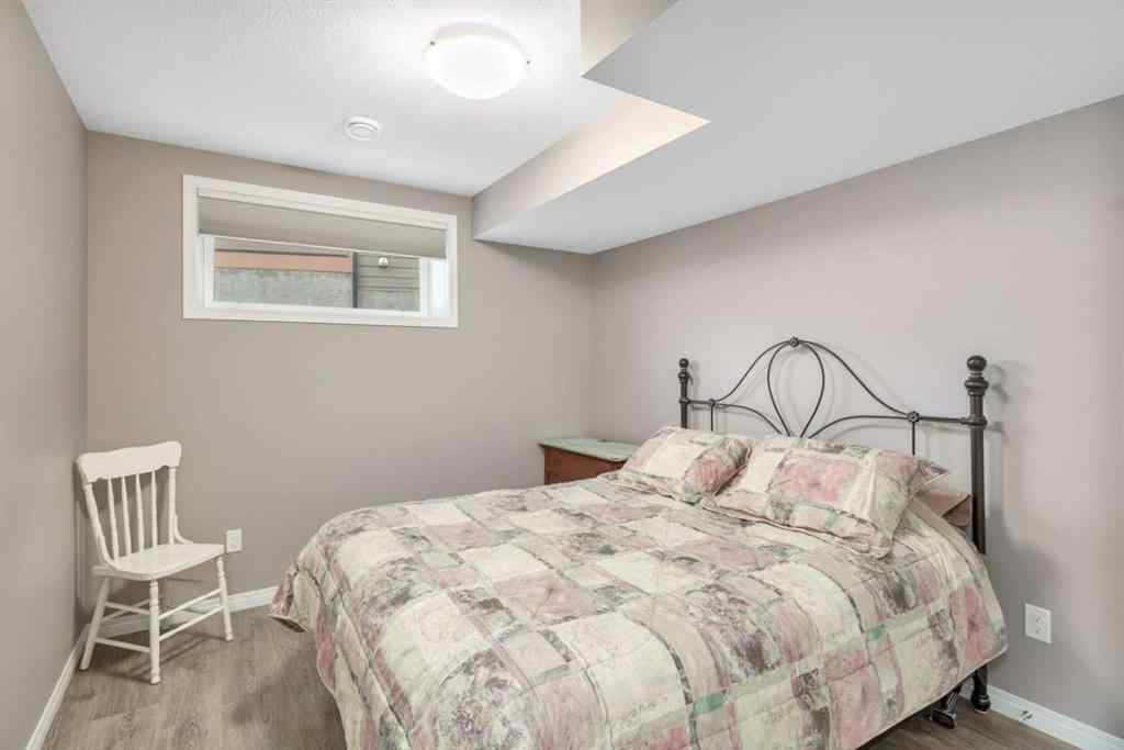 MLS® A2215466 - 23 Marina View Close   in Rochon Sands Heights Rural Stettler No. 6, County of, Residential