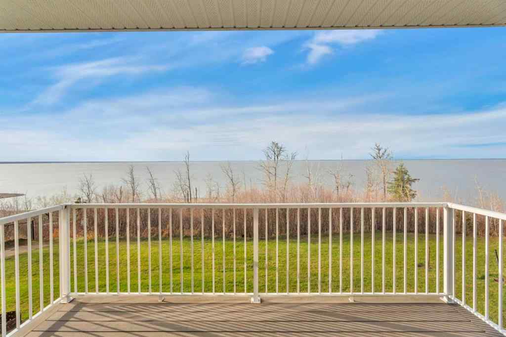 MLS® A2215466 - 23 Marina View Close   in Rochon Sands Heights Rural Stettler No. 6, County of, Residential