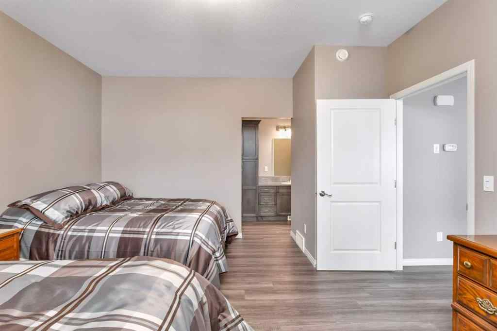 MLS® A2215466 - 23 Marina View Close   in Rochon Sands Heights Rural Stettler No. 6, County of, Residential