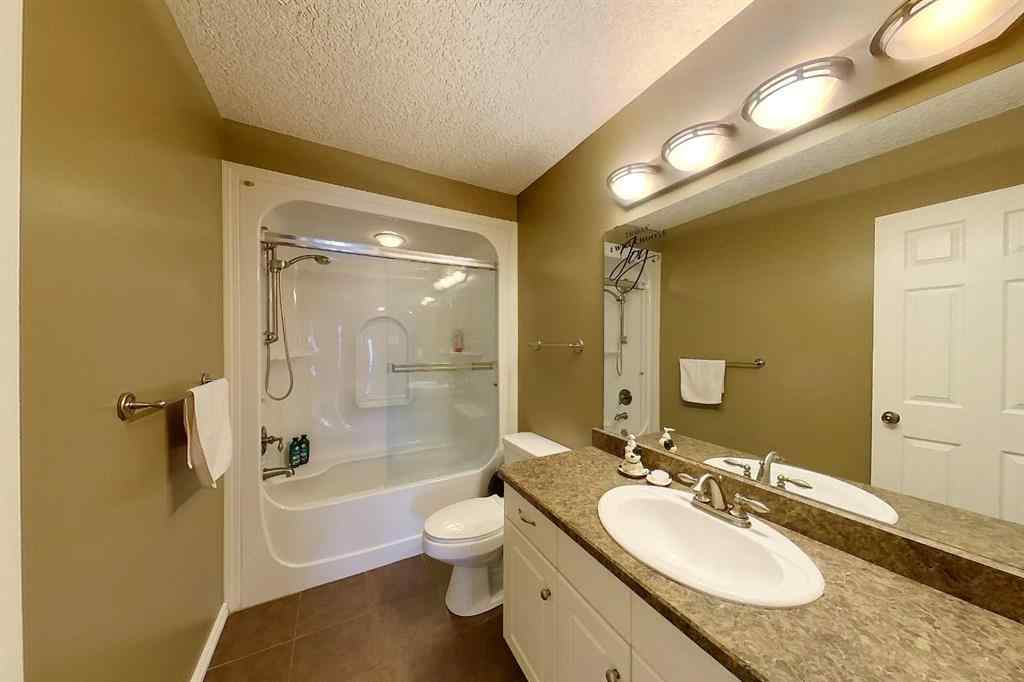 MLS® A2215477 - 2300 Pioneer Drive SW in NONE Slave Lake, Residential