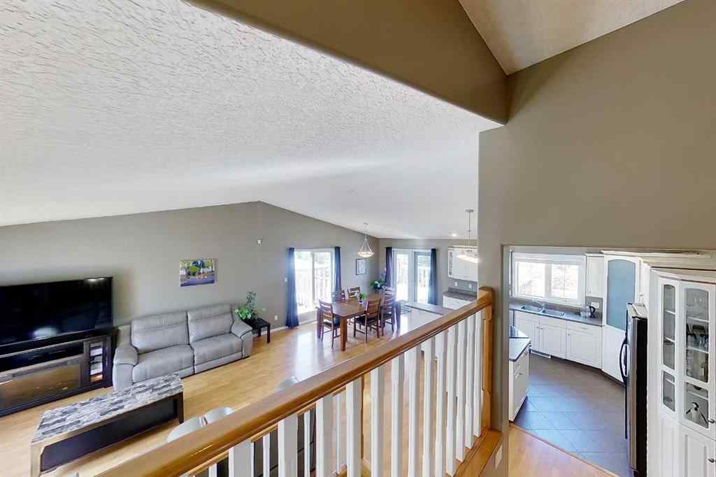MLS® A2215477 - 2300 Pioneer Drive SW in NONE Slave Lake, Residential