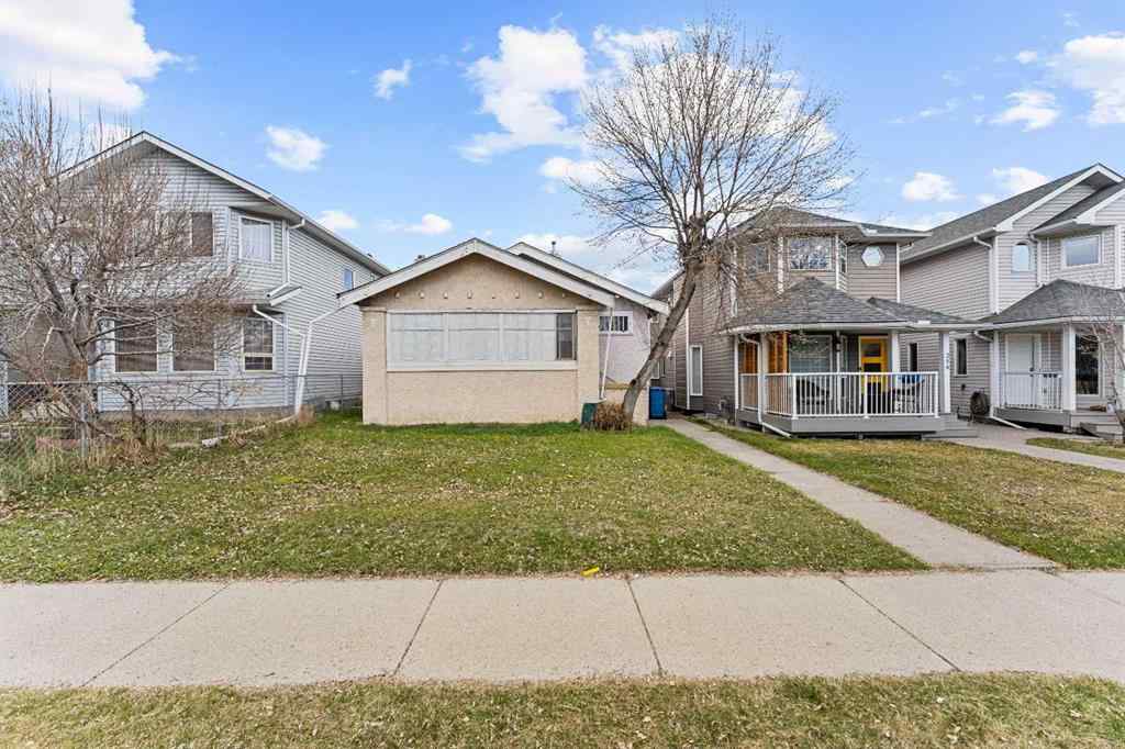 MLS® A2215530 - 216 15 Avenue NW in Crescent Heights Calgary, Residential