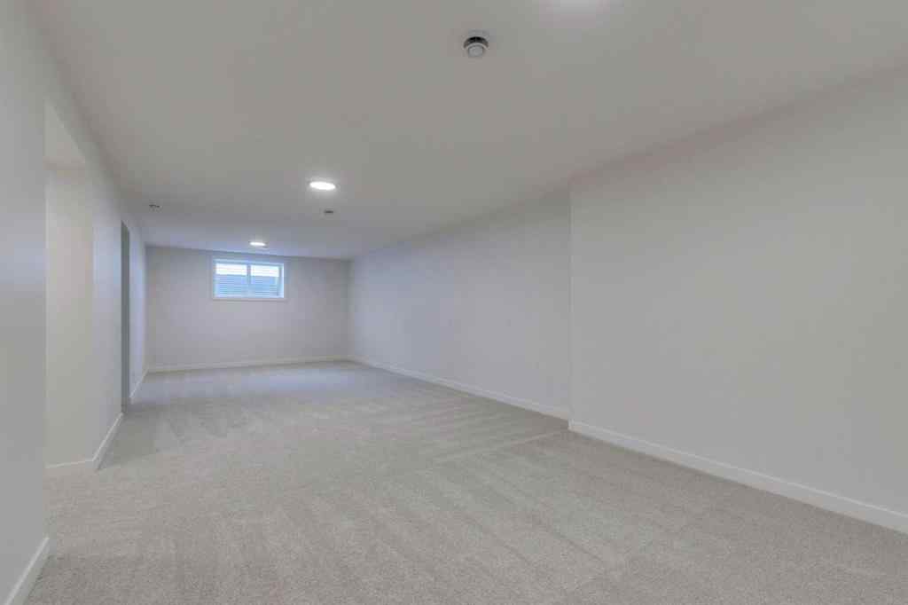 MLS® A2215566 - 56 Dawson Wharf Mount  in Dawson\'s Landing Chestermere, Residential