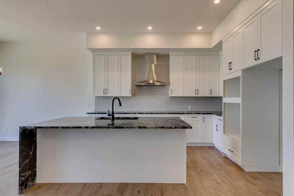 MLS® A2215566 - 56 Dawson Wharf Mount  in Dawson\'s Landing Chestermere, Residential