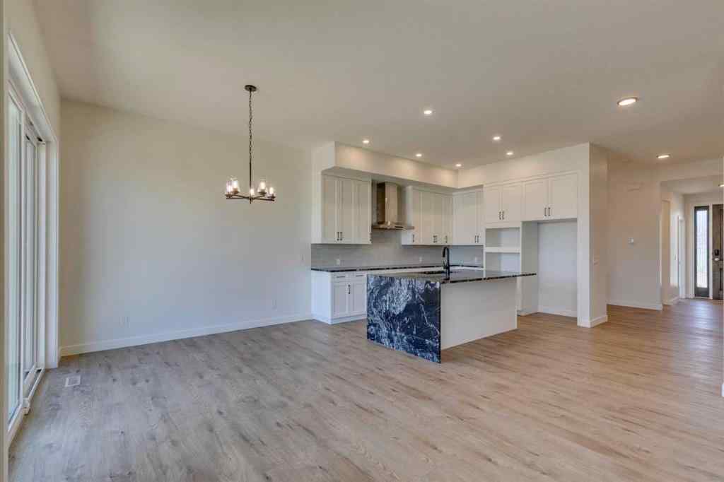 MLS® A2215566 - 56 Dawson Wharf Mount  in Dawson\'s Landing Chestermere, Residential