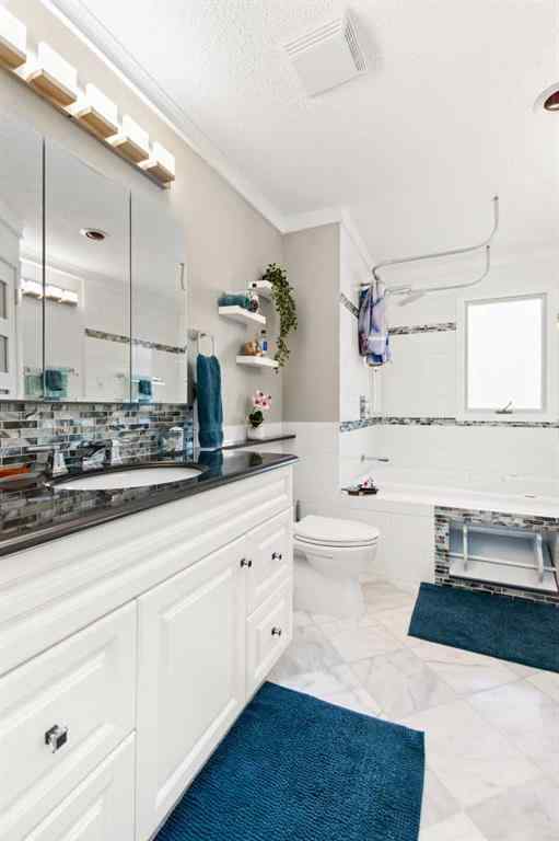 MLS® A2215601 - 467 10 Street  in NONE Dunmore, Residential