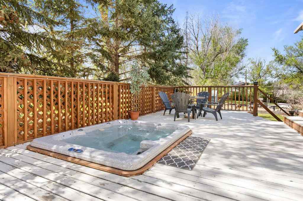 MLS® A2215601 - 467 10 Street  in NONE Dunmore, Residential
