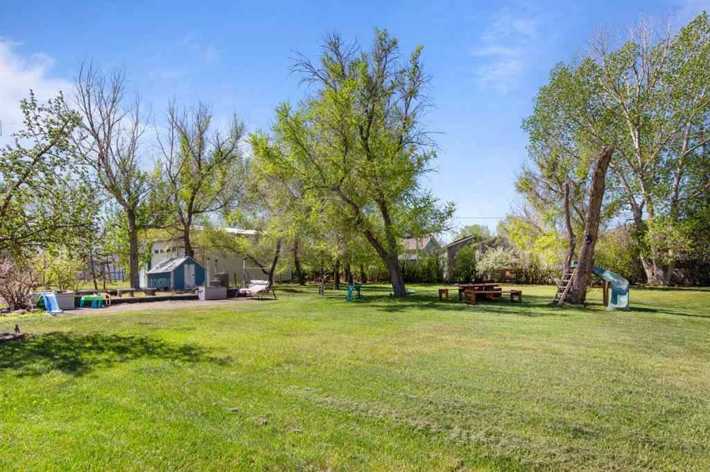 MLS® A2215601 - 467 10 Street  in NONE Dunmore, Residential