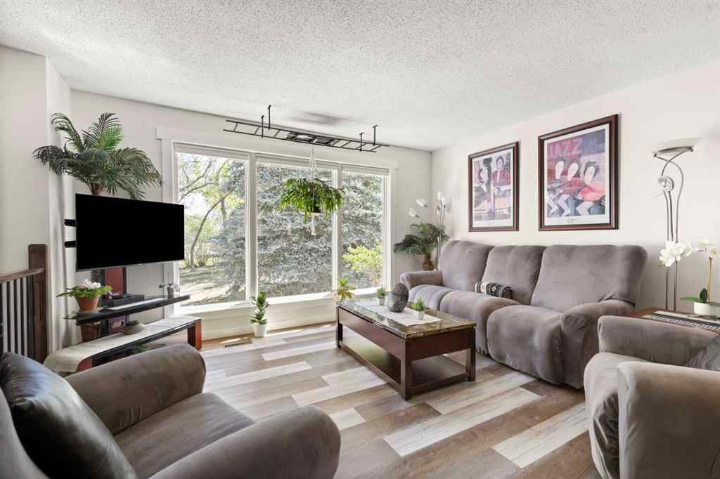 MLS® A2215601 - 467 10 Street  in NONE Dunmore, Residential