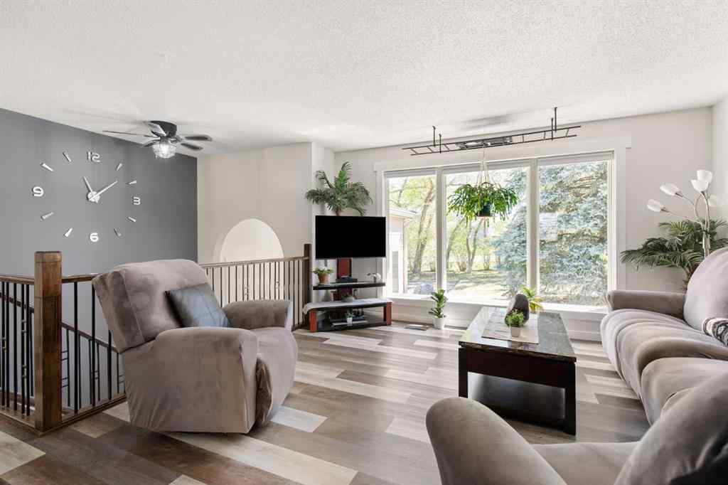 MLS® A2215601 - 467 10 Street  in NONE Dunmore, Residential