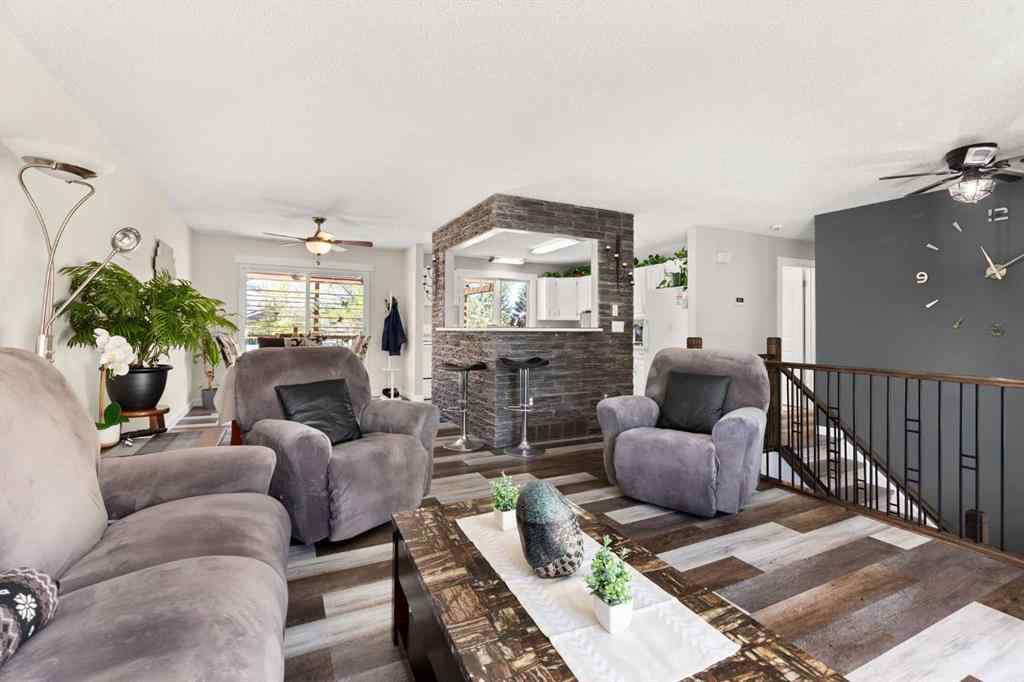 MLS® A2215601 - 467 10 Street  in NONE Dunmore, Residential