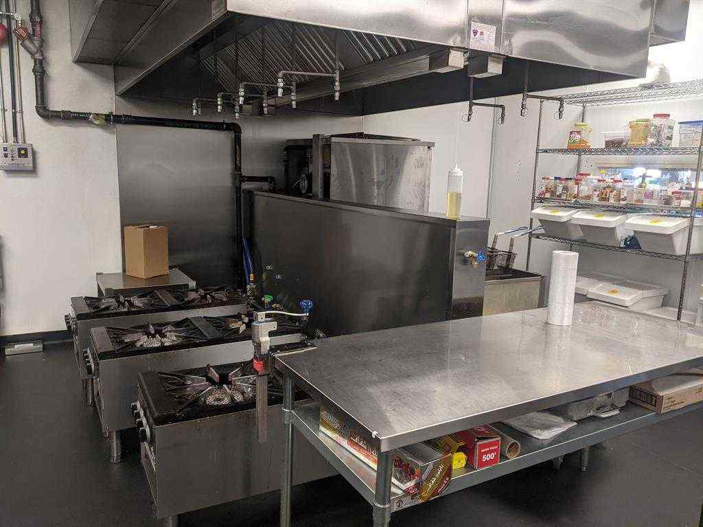 MLS® A2215610 - Unit #3515 32nd Street  NE in Horizon Calgary, Commercial