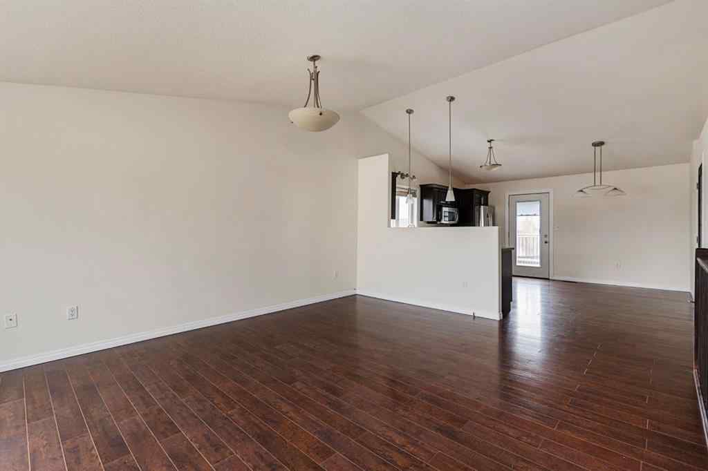 MLS® A2215650 - 4820 54 Avenue  in Kitscoty Kitscoty, Residential