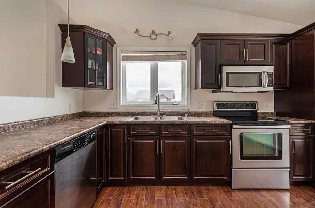 MLS® A2215650 - 4820 54 Avenue  in Kitscoty Kitscoty, Residential