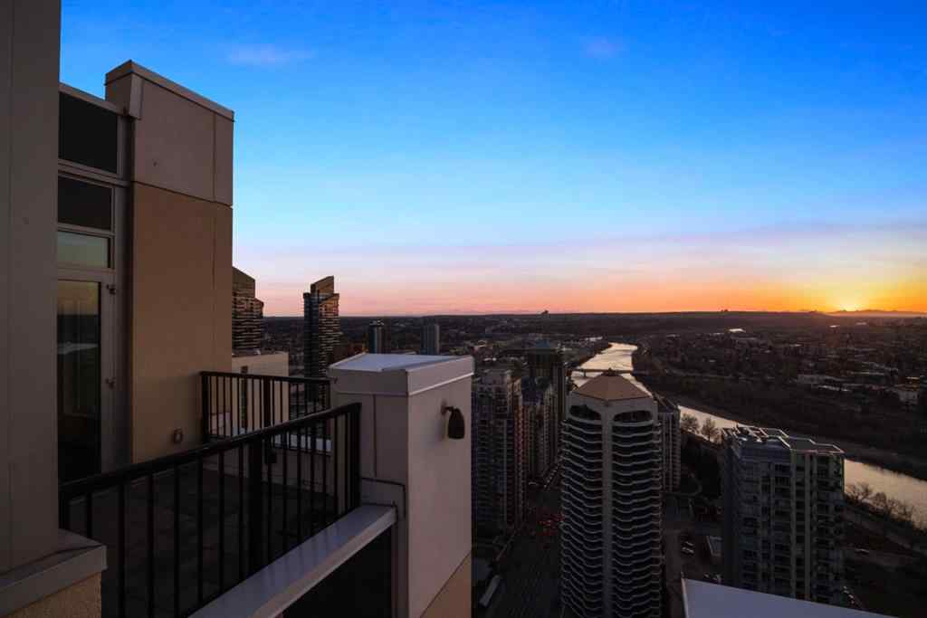 MLS® A2215712 - Unit #2210 930 6 Avenue SW in Downtown Commercial Core Calgary, Residential