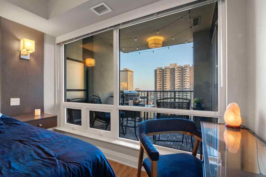 MLS® A2215712 - Unit #2210 930 6 Avenue SW in Downtown Commercial Core Calgary, Residential