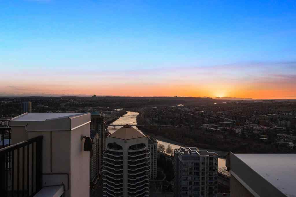 MLS® A2215712 - Unit #2210 930 6 Avenue SW in Downtown Commercial Core Calgary, Residential