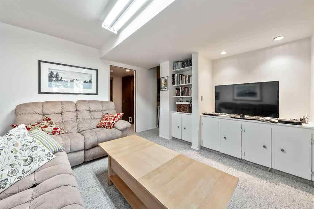 MLS® A2215728 - Unit #10 310 Brookmere Road SW in Braeside Calgary, Residential
