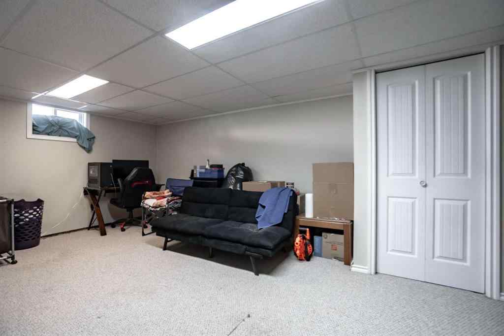 MLS® A2215729 - 5008 50 Ave   in NONE Grimshaw, Residential