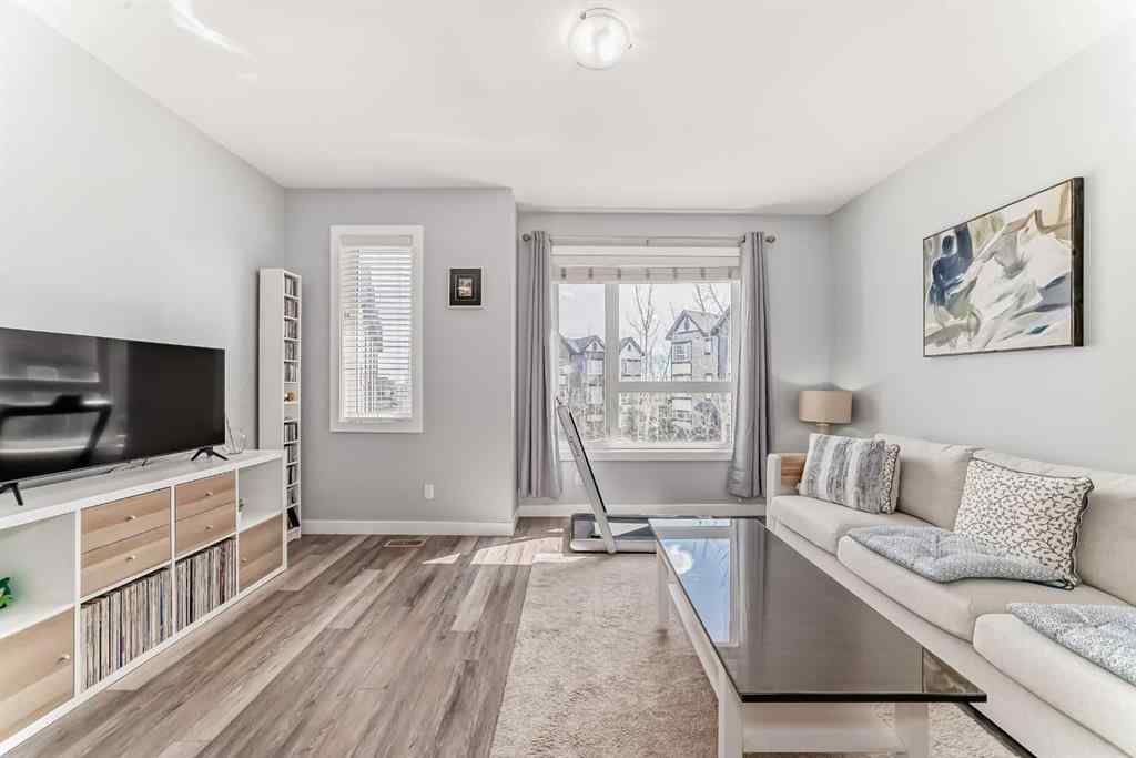 MLS® A2215754 - Unit #106 11 Evanscrest Mews NW in Evanston Calgary, Residential