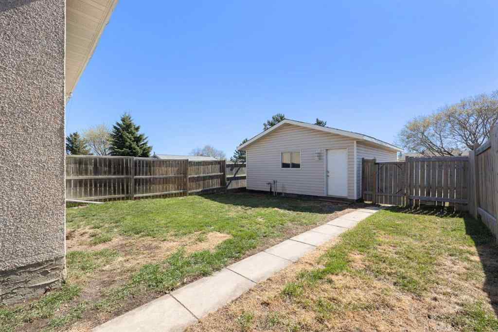 MLS® A2215756 - 357 Ross Haven Drive  in Thickwood Fort McMurray, Residential