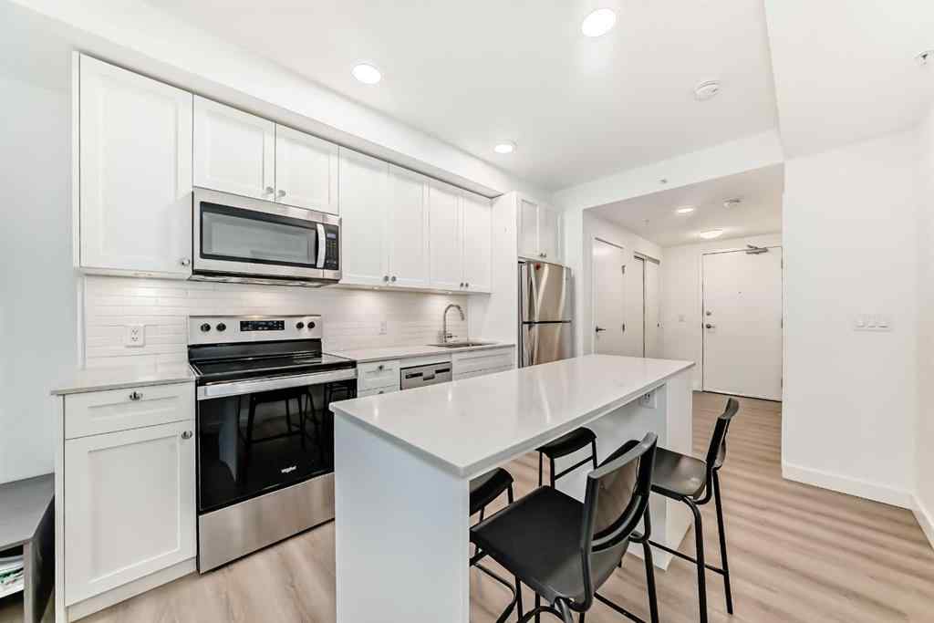 MLS® A2215761 - Unit #503 123 4 Street NE in Crescent Heights Calgary, Residential