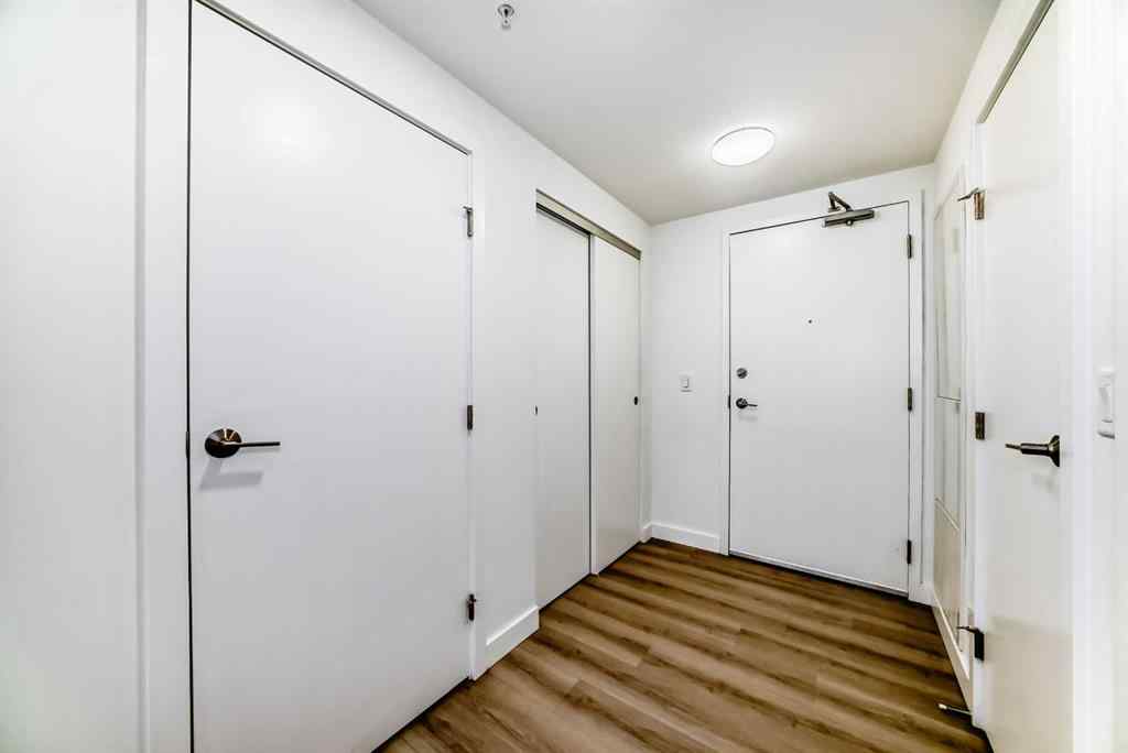 MLS® A2215761 - Unit #503 123 4 Street NE in Crescent Heights Calgary, Residential