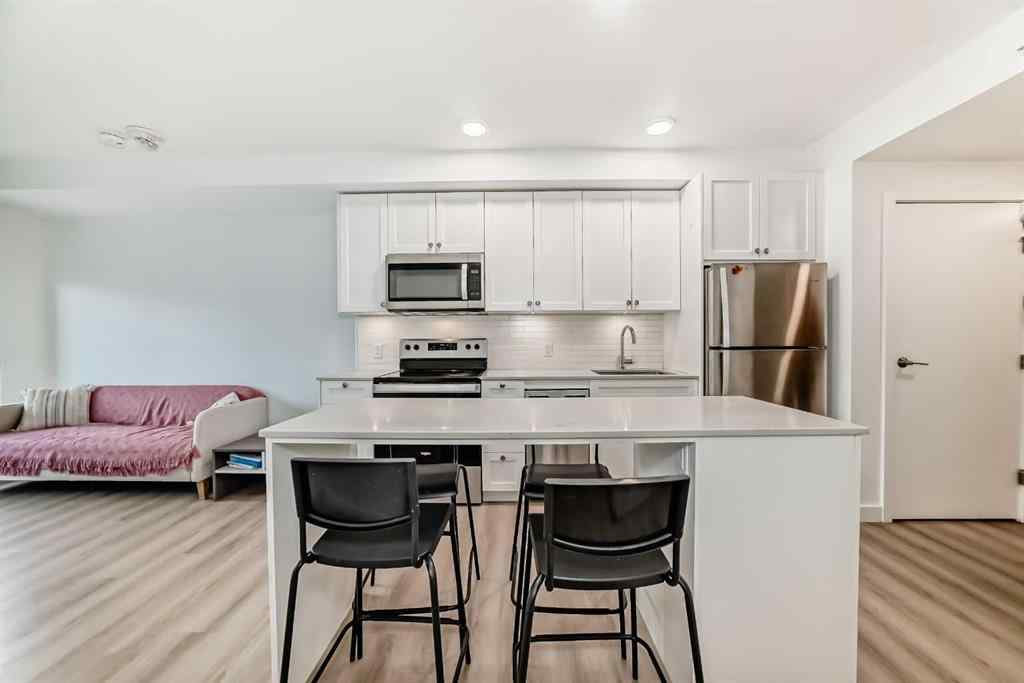 MLS® A2215761 - Unit #503 123 4 Street NE in Crescent Heights Calgary, Residential