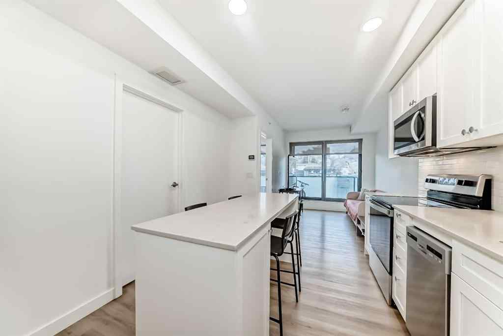 MLS® A2215761 - Unit #503 123 4 Street NE in Crescent Heights Calgary, Residential
