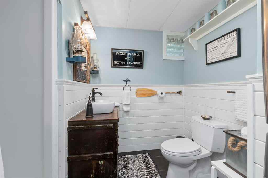 MLS® A2215767 - 36 Lakeview Avenue  in NONE White Sands, Residential