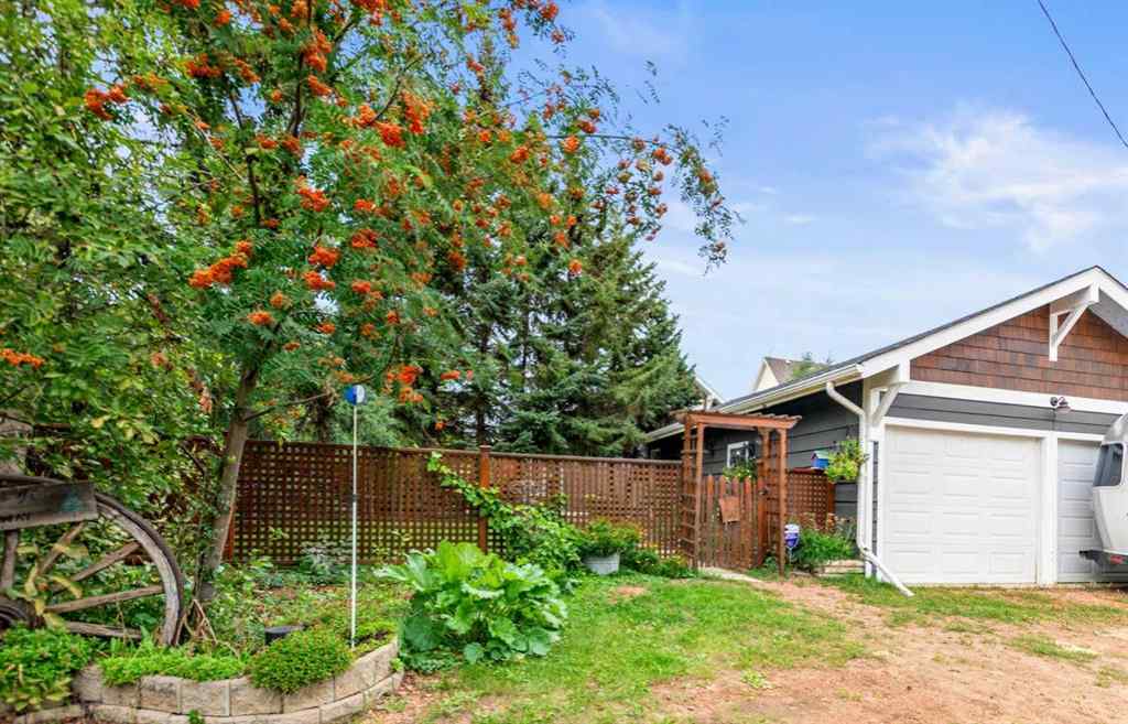 MLS® A2215767 - 36 Lakeview Avenue  in NONE White Sands, Residential