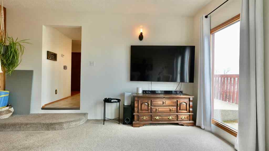 MLS® A2215769 - 10839 103 Street  in South End Peace River, Residential